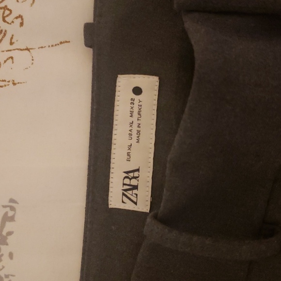 ZARA dress pants.. Heather gray. Size XL..NWOT..SKINNY ANKLE with a stylish zip - Picture 5 of 11